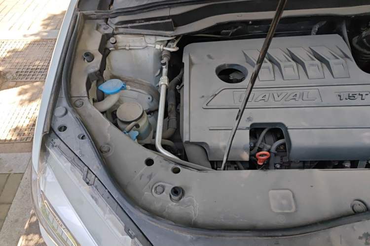 Used Haval H6 2021 Sport Edition 1.5T Automatic Elite Smart Connectivity Model U-Shape Grille Engine Bay Right