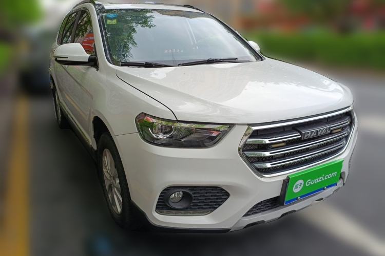 Used Haval H6 2021 Sport Edition 1.5T Automatic Elite Smart Connectivity Model with Hexagonal Grille Front Right 45 Deg
