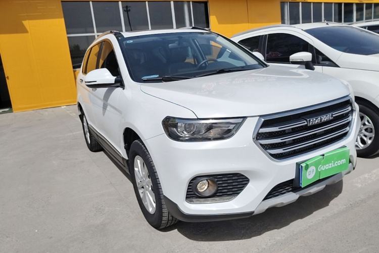 Used Haval H6 2021 Sport Edition 1.5T Automatic Elite Smart Connectivity Model with Hexagonal Grille Front Right 45 Deg