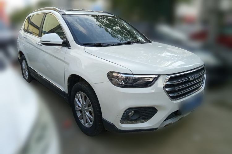 Used Haval H6 2021 Sport Edition 1.5T Automatic Elite Smart Connectivity Model with Hexagonal Grille Front Right 45 Deg
