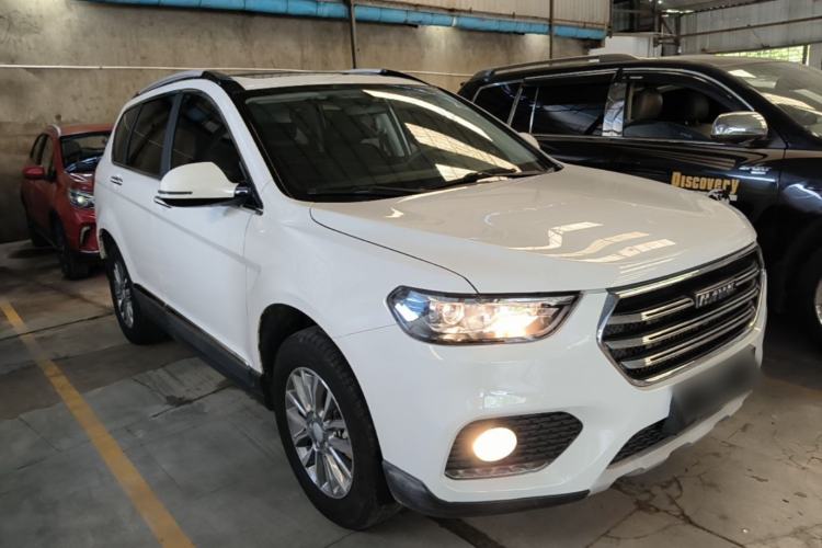 Used Haval H6 2021 Sport Edition 1.5T Automatic Elite Smart Connectivity Model with Hexagonal Grille Front Right 45 Deg