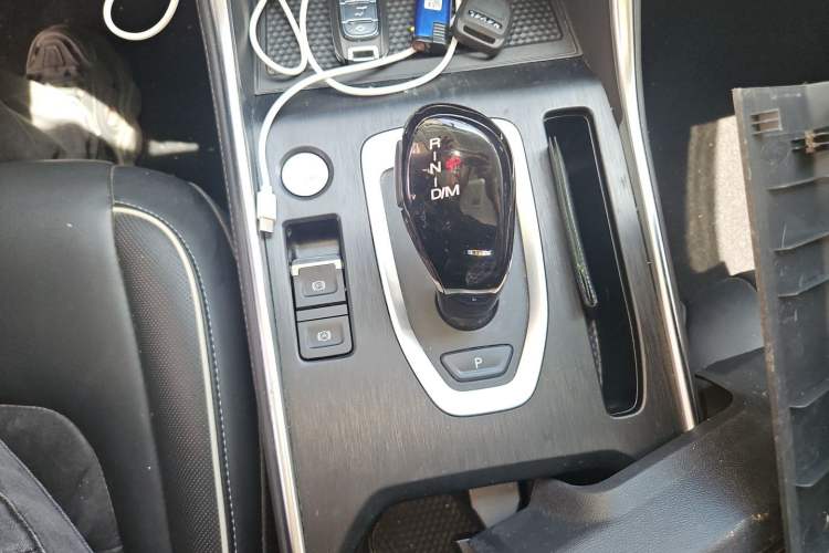 Used Haval H6 2021 National Trend Edition 1.5T Automatic Urban Version Gear Lever