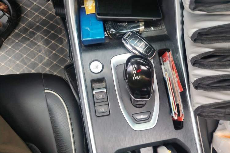 Used Haval H6 2021 National Trend Edition 1.5T Automatic Urban Version Gear Lever