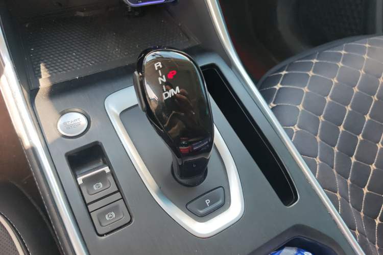 Used Haval H6 2021 National Trend Edition 1.5T Automatic Urban Version Gear Lever