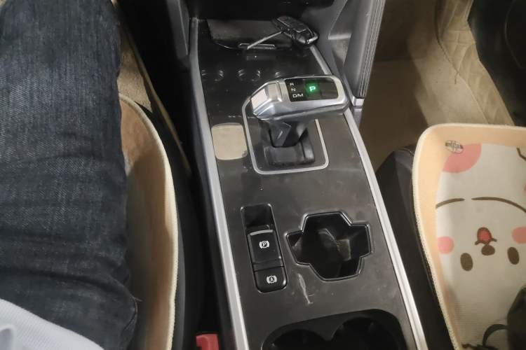 Used Haval H6 2021 Sport Edition 1.5T Automatic Elite Smart Connectivity Model U-Shape Grille Gear Lever