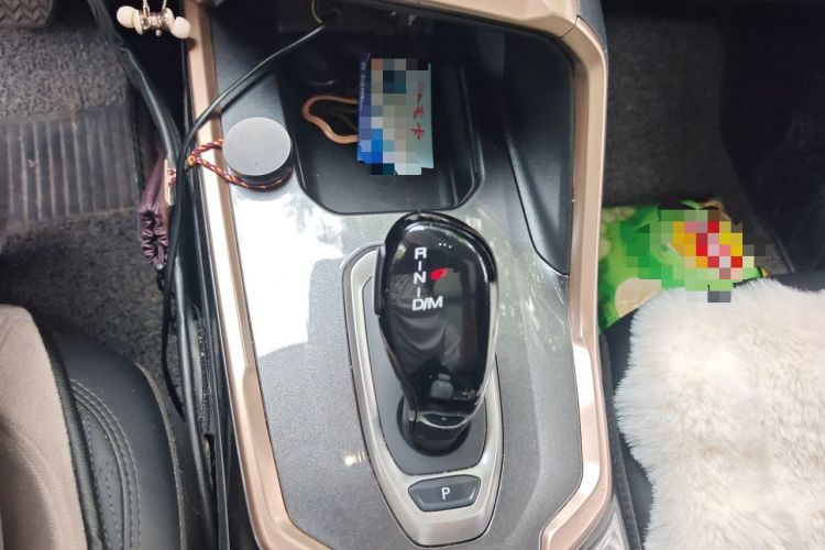 Used Haval H6 2021 1.5 GDIT Automatic Champion Edition Gear Lever