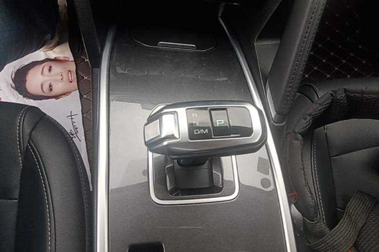 Used Haval H6 2021 Sport Edition 1.5T Automatic Elite Smart Connectivity Model U-Shape Grille Gear Lever