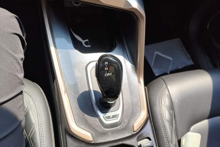 Used Haval H6 2021 1.5T Automatic Champion Edition Gear Lever
