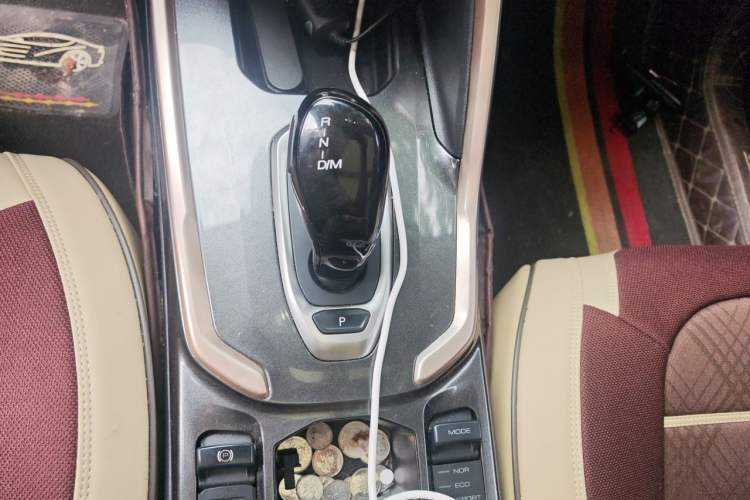 Used Haval H6 2021 1.5 GDIT Automatic Champion Edition Gear Lever
