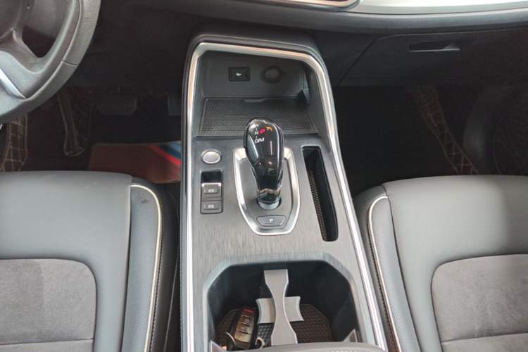 Used Haval H6 2021 National Trend Edition 1.5T Automatic Urban Version Gear Lever