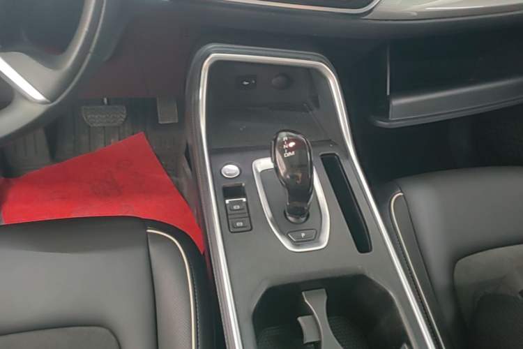 Used Haval H6 2021 National Trend Edition 1.5T Automatic Urban Version Gear Lever