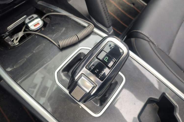 Used Haval H6 2021 Sport Edition 1.5T Automatic Elite Smart Connectivity Model with Hexagonal Grille Gear Lever