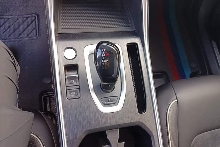 Used Haval H6 2021 National Trend Edition 1.5T Automatic Urban Version Gear Lever