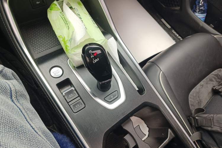 Used Haval H6 2021 National Trend Edition 1.5T Automatic Urban Version Gear Lever