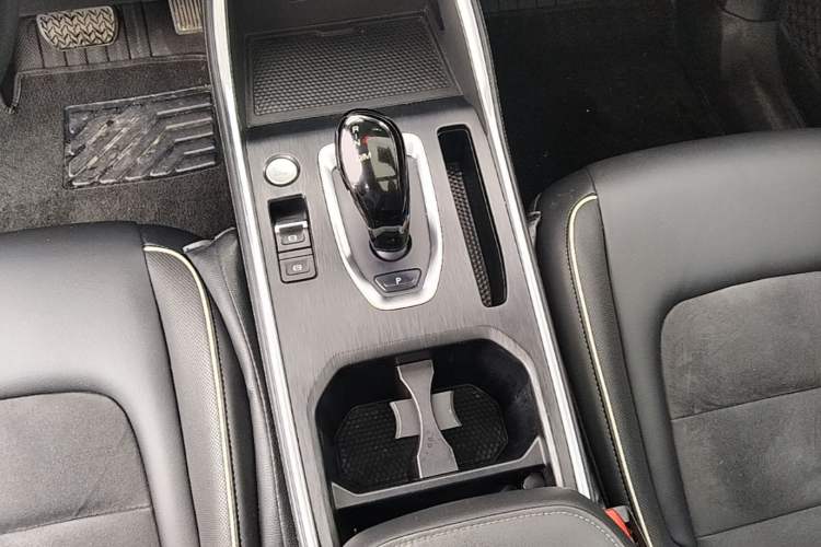 Used Haval H6 2021 National Trend Edition 1.5T Automatic Champion Version Gear Lever