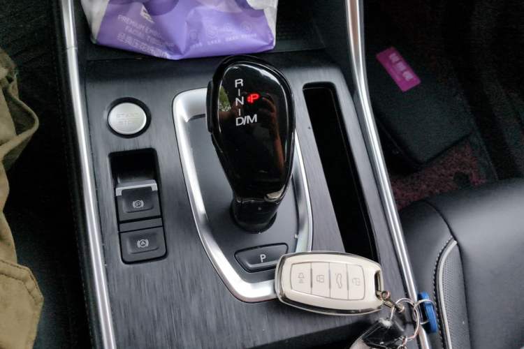 Used Haval H6 2021 National Trend Edition 1.5 GDIT Automatic Luxury Version Gear Lever