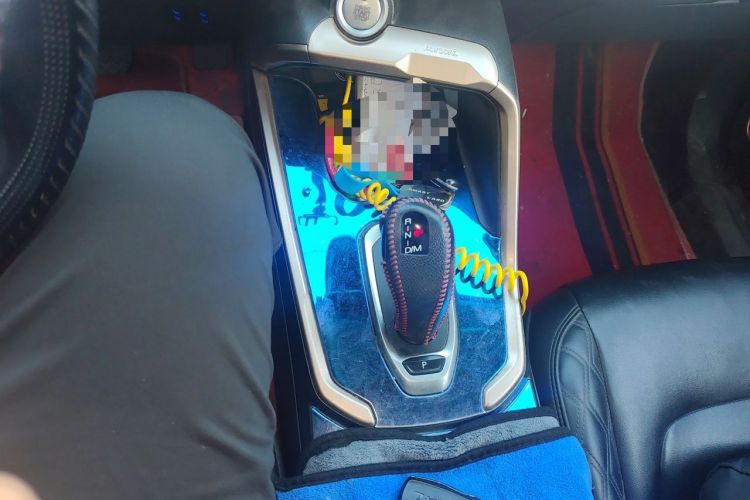 Used Haval H6 2021 1.5 GDIT Automatic Champion Edition Gear Lever