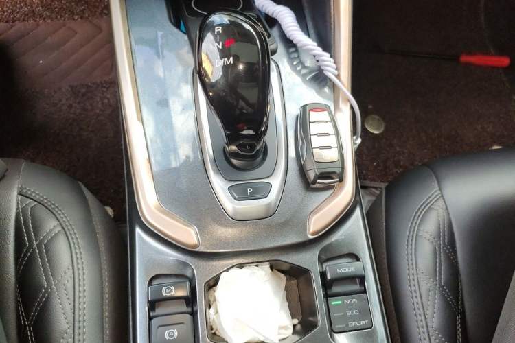 Used Haval H6 2021 2.0 GDIT Automatic Champion Edition Gear Lever