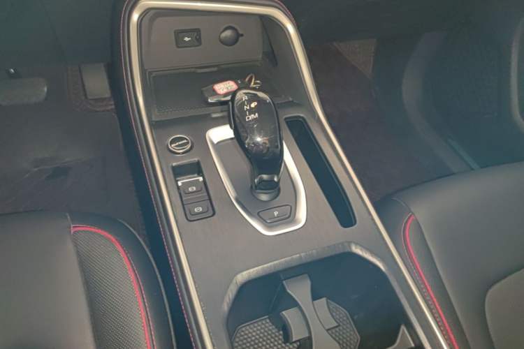 Used Haval H6 2021 National Trend Edition 1.5T Automatic Champion Version Gear Lever