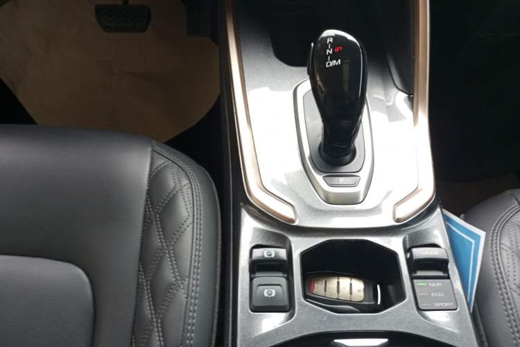Used Haval H6 2021 1.5 GDIT Automatic Ultra-Luxury Edition Gear Lever