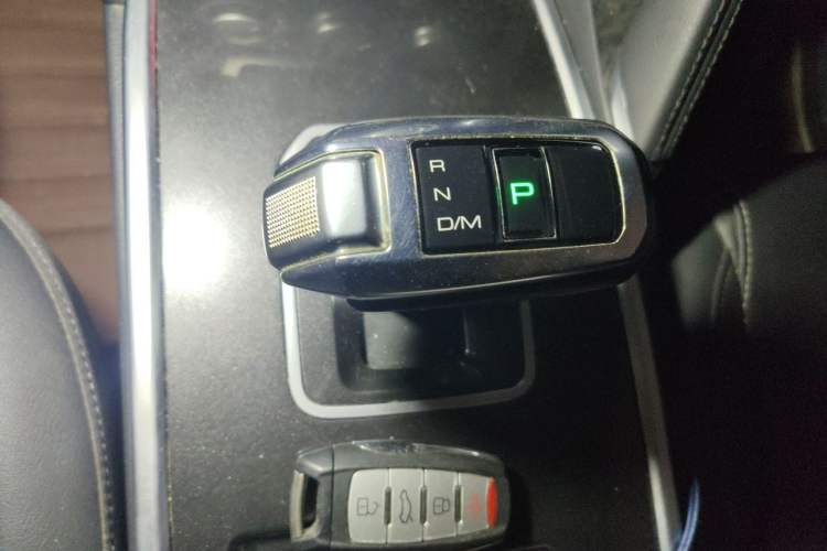 Used Haval H6 2021 Sport Edition 1.5T Automatic Elite Smart Connectivity Model U-Shape Grille Gear Lever