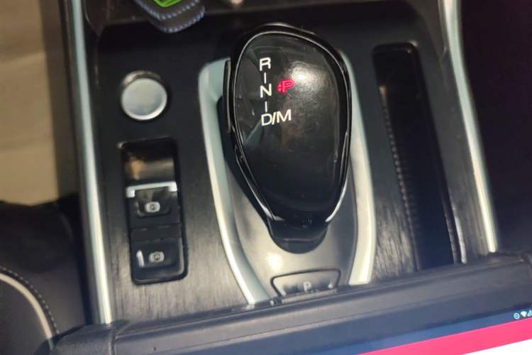 Used Haval H6 2021 National Trend Edition 1.5T Automatic Urban Version Gear Lever