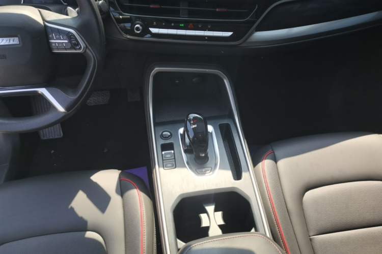 Used Haval H6 2021 National Trend Edition 1.5T Automatic Urban Version Gear Lever
