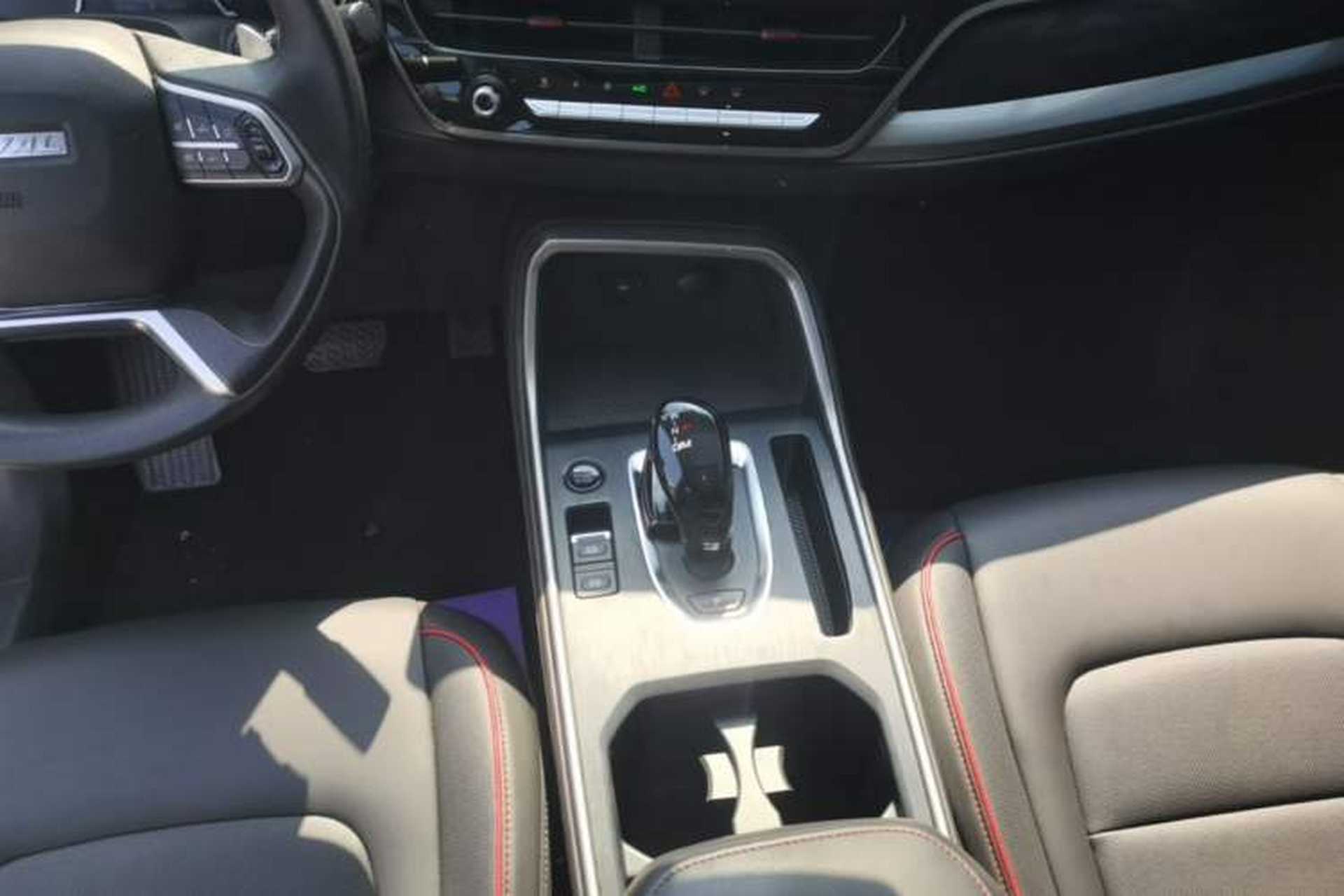 Used Haval H6 2021 National Trend Edition 1.5T Automatic Urban Version Gear Lever