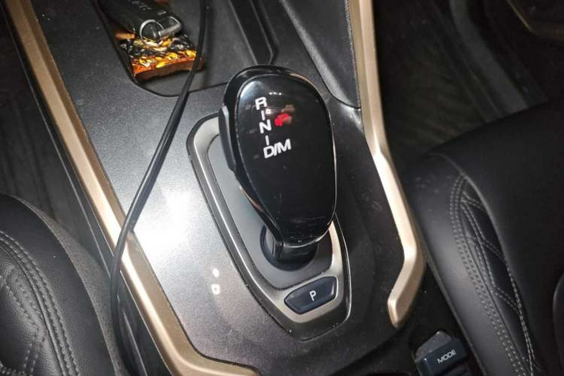 Used Haval H6 2021 1.5 GDIT Automatic Champion Edition Gear Lever
