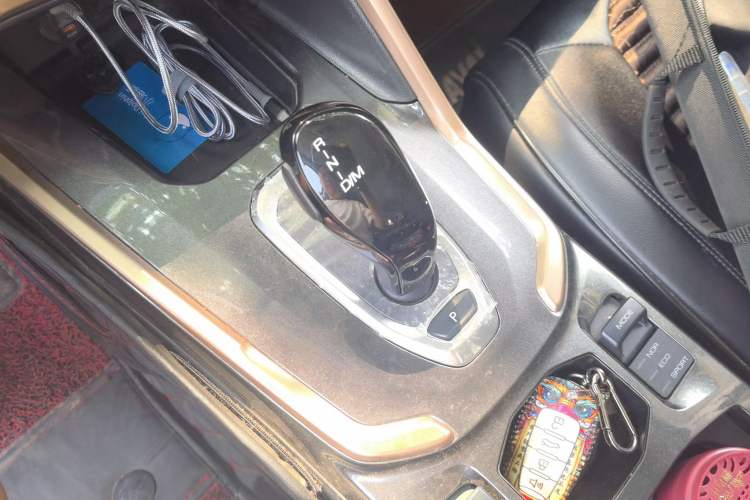 Used Haval H6 2021 1.5 GDIT Automatic Luxury Edition Gear Lever