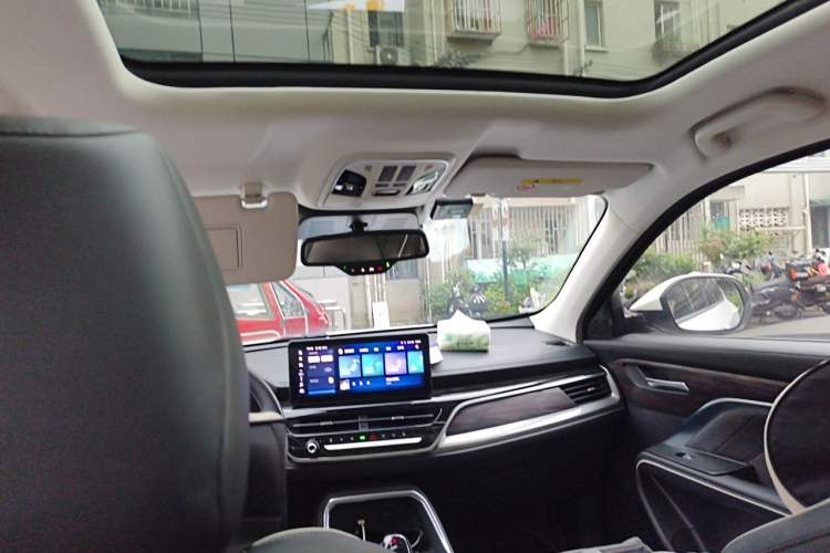 Used Haval H6 2021 National Trend Edition 1.5 GDIT Automatic Luxury Version Headliner