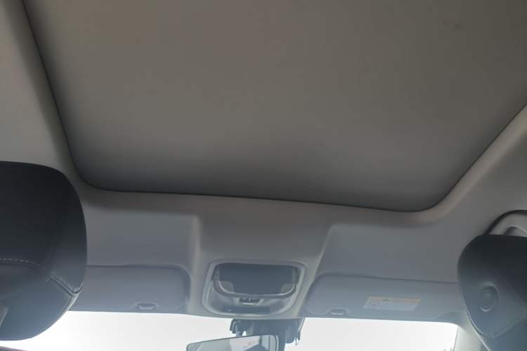 Used Haval H6 2021 3rd Generation 1.5T Automatic Two-Wheel Drive Pro Headliner