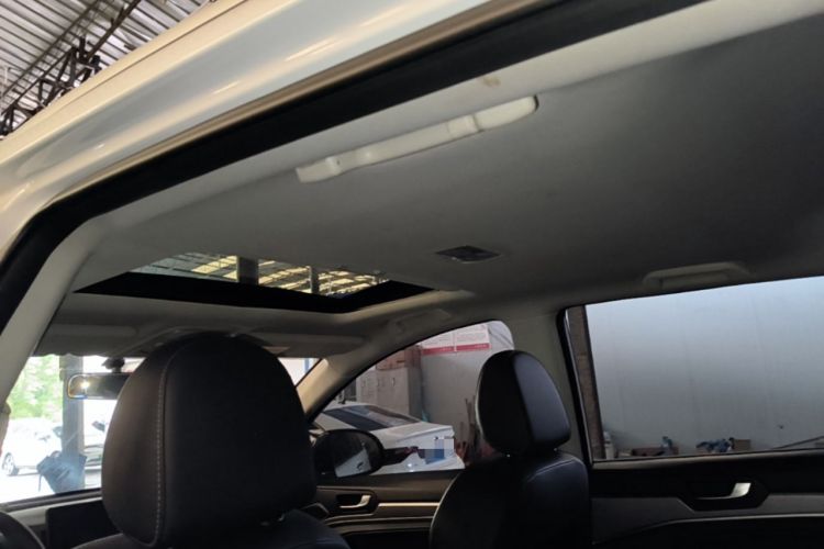 Used Haval H6 2021 Sport Edition 1.5T Automatic Elite Smart Connectivity Model with Hexagonal Grille Headliner