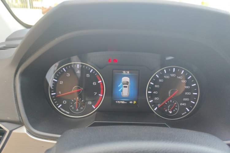 Used Haval H6 2021 Sport Edition 1.5T Automatic Elite Smart Connectivity Model with Hexagonal Grille Instrument Cluster