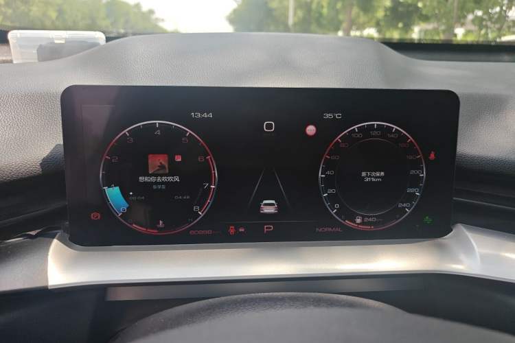 Used Haval H6 2021 3rd Generation 1.5T Automatic Two-Wheel-Drive Supreme Instrument Cluster