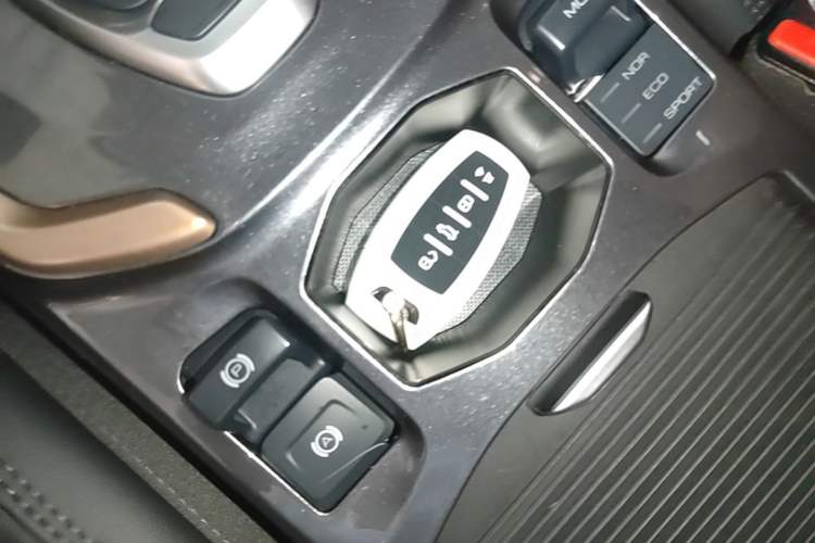 Used Haval H6 2021 1.5 GDIT Automatic Champion Edition Interior 1