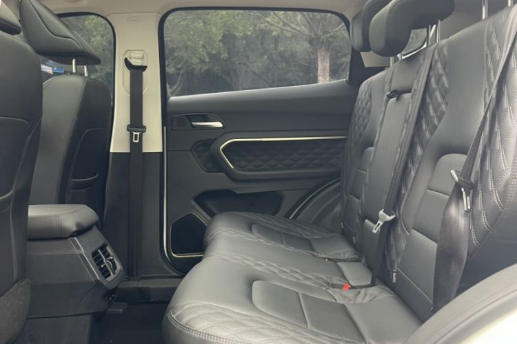 Used Haval H6 2021 1.5 GDIT Automatic Champion Edition Interior 1