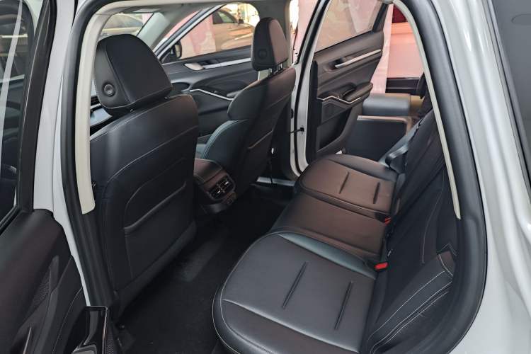 Used Haval H6 2021 3rd Generation 1.5T Automatic Two-Wheel Drive Pro Interior 2