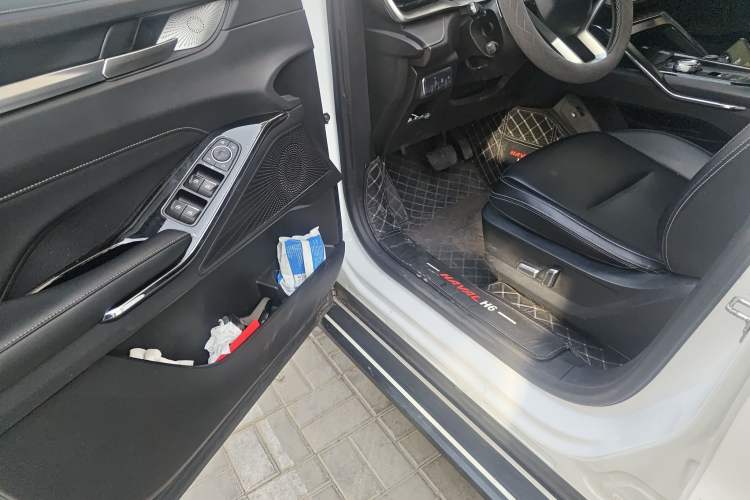 Used Haval H6 2021 3rd Generation 2.0T Automatic Two-Wheel Drive Max Interior 3