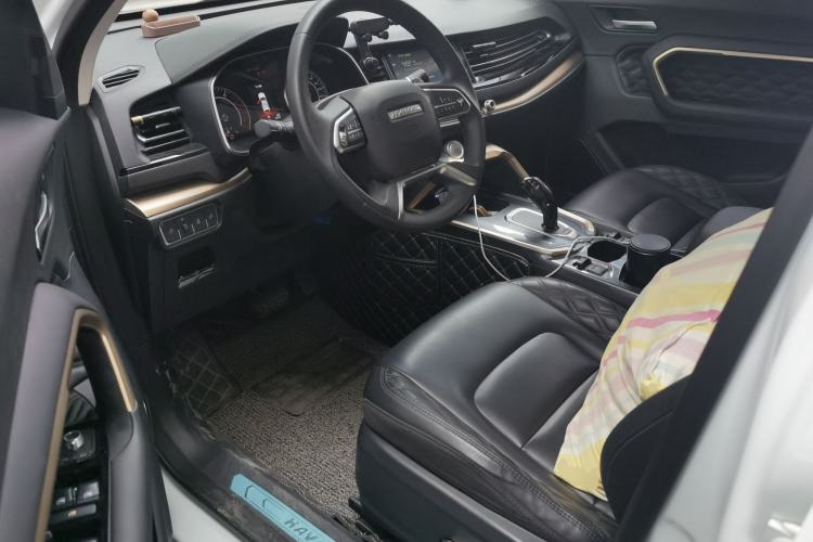 Used Haval H6 2021 1.5 GDIT Automatic Champion Edition Interior 3