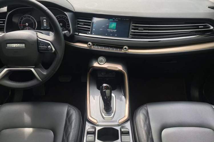 Used Haval H6 2021 1.5 GDIT Automatic Champion Edition Interior 3