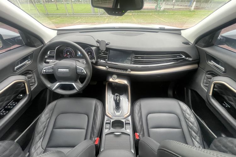 Used Haval H6 2021 1.5 GDIT Automatic Champion Edition Interior 3