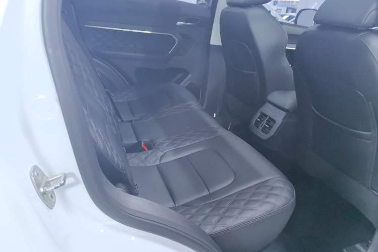 Used Haval H6 2021 1.5 GDIT Automatic Champion Edition Interior 3