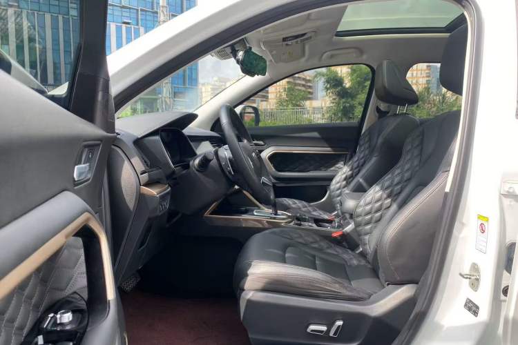 Used Haval H6 2021 1.5 GDIT Automatic Champion Edition Interior 4