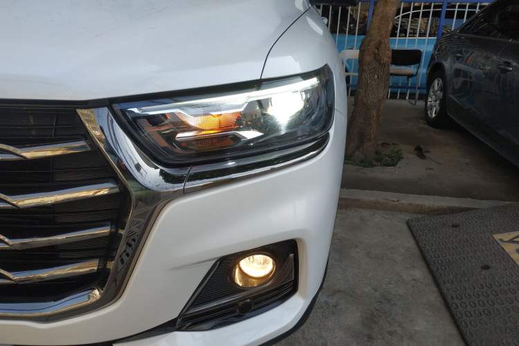 Used Haval H6 2021 National Trend Edition 1.5T Automatic Champion Version Left Front Headlight