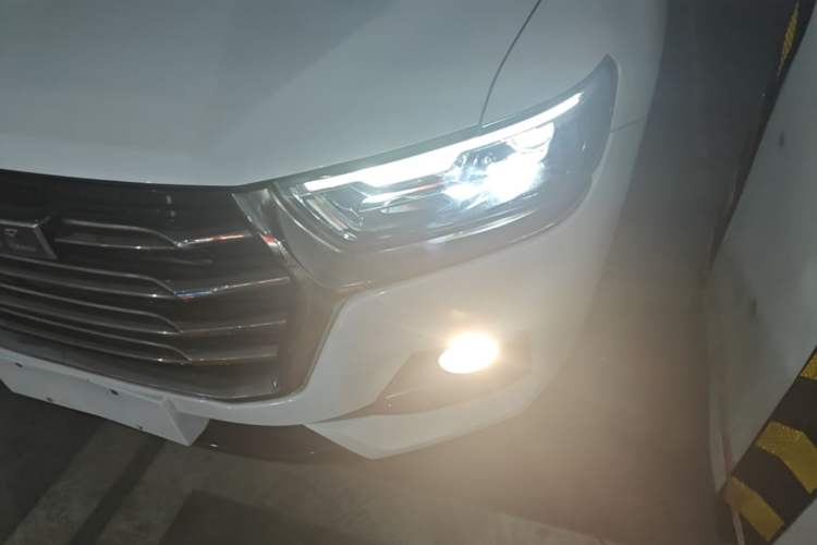 Used Haval H6 2021 National Trend Edition 1.5T Automatic Champion Version Left Front Headlight