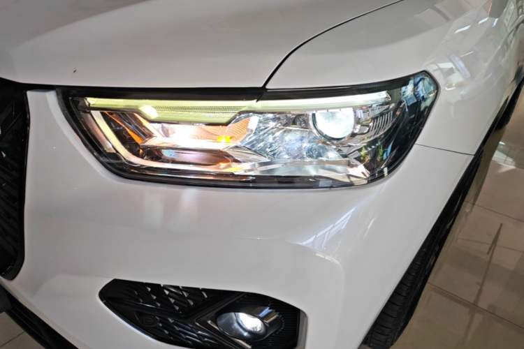 Used Haval H6 2021 2.0 GDIT Automatic GT Luxury Edition Left Front Headlight