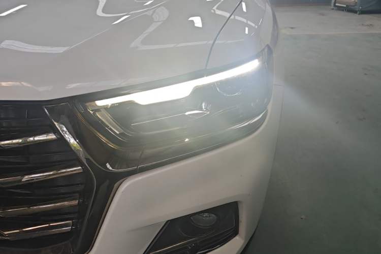Used Haval H6 2021 National Trend Edition 1.5T Automatic Urban Version Left Front Headlight