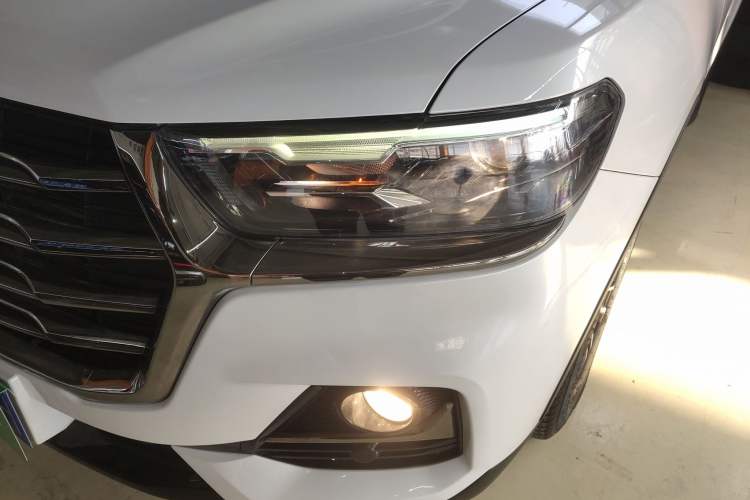 Used Haval H6 2021 National Trend Edition 1.5T Automatic Urban Version Left Front Headlight