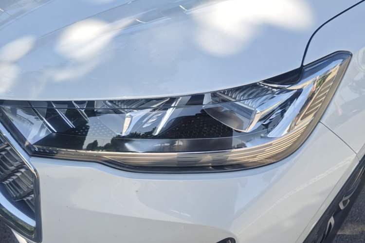 Used Haval H6 2021 3rd Generation 1.5T Automatic Two-Wheel Drive Pro Left Front Headlight